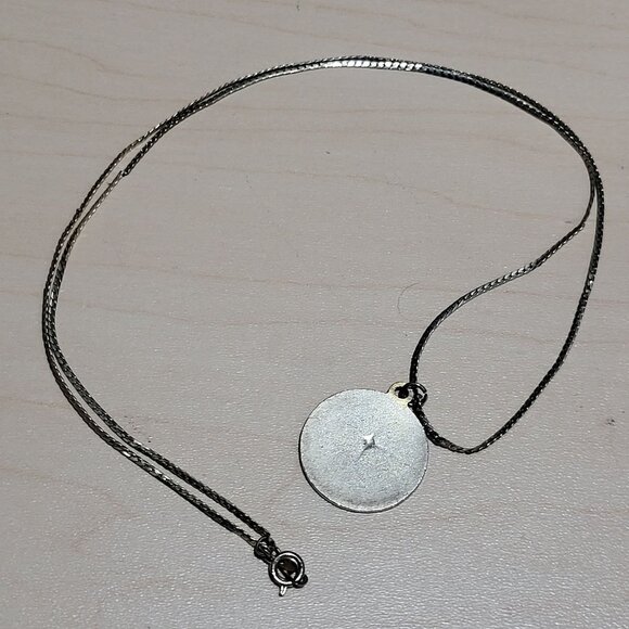 Silver Toned Necklace Round Dark Blue Steven Ministries Pendant - Picture 8 of 9